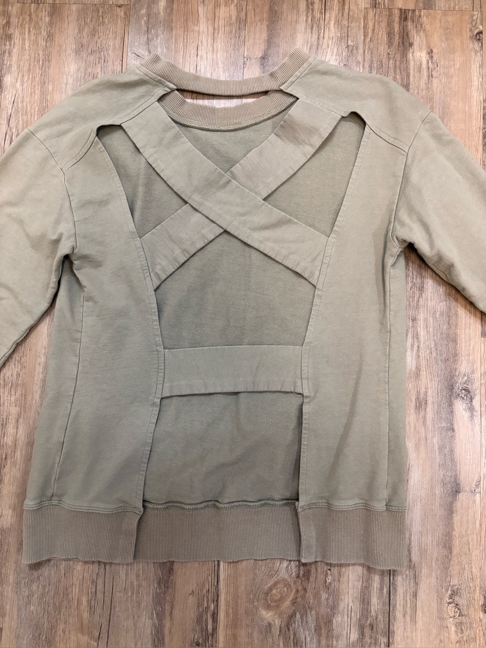 ILLA ILLA Olive Cutout Crisscross Back Sweatshirt
